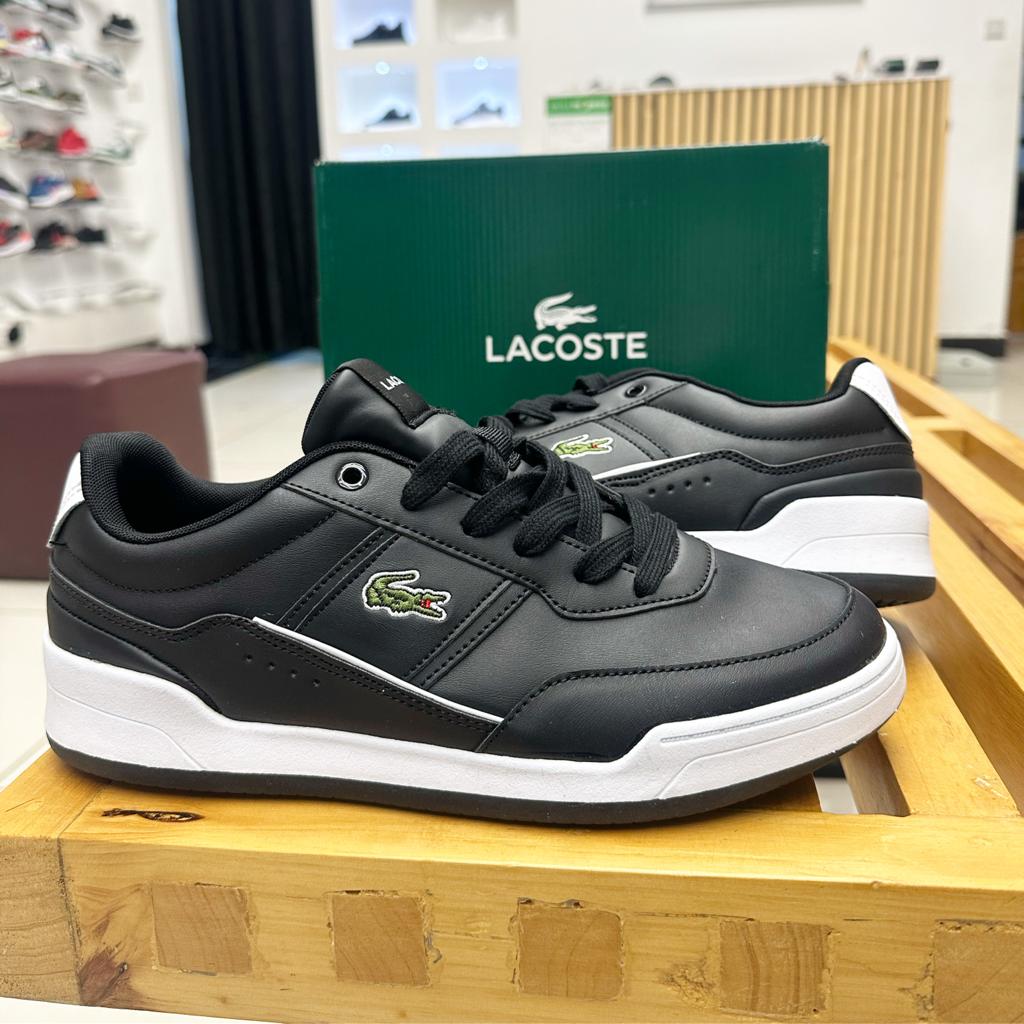 Lacoste court master shoe